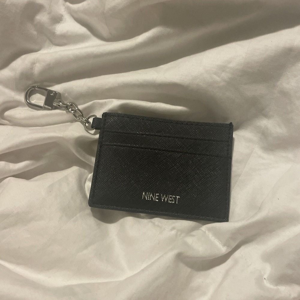 Nine West Black Saffiano Glitter Card Holder‎ Wallet Keychain Silver Tone Logo